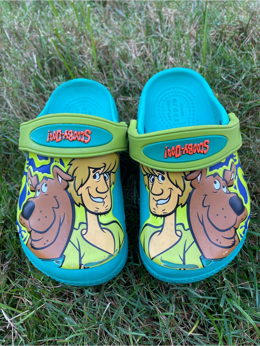 Crocs toddler size 7c Scooby doo glow in the dark
